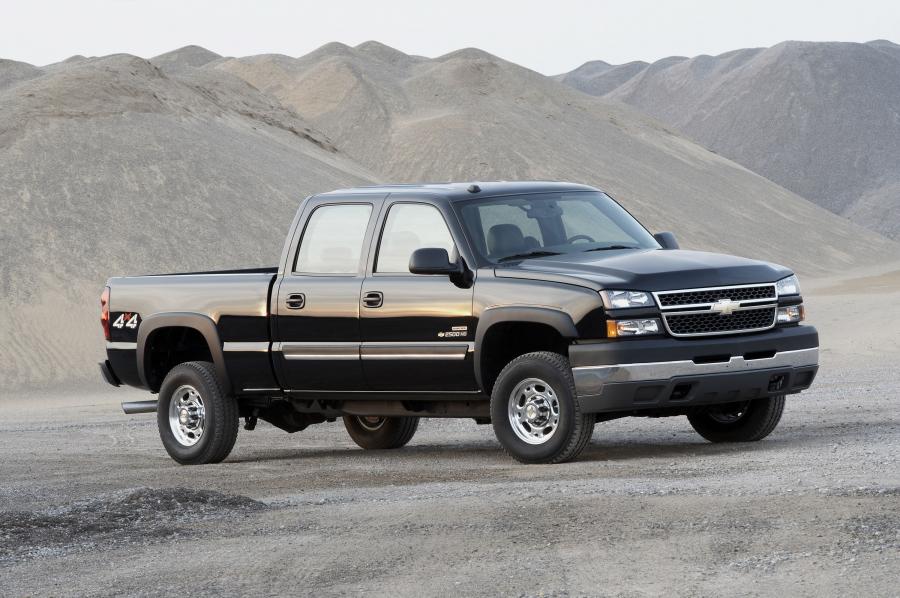  Chevrolet Silverado Heavy Duty 2003 года  (фото 23 из 36)